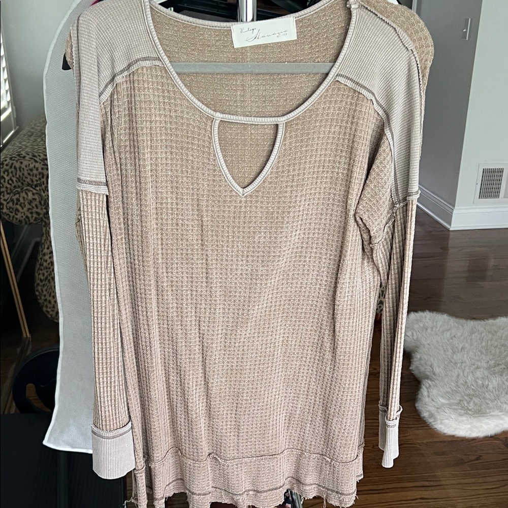 Vintage Havana  Beige Long Sleeve Top